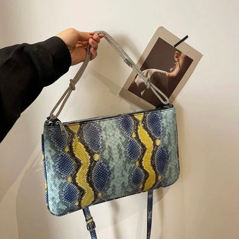 Factory wholesale handbags 2024 Light lady personality Underarm Bags lady design Snake Skin purses For Woman