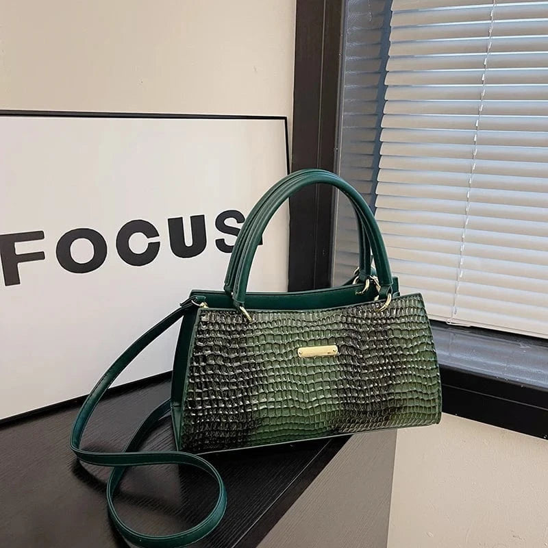 Factory wholesale High Quality handbags 2024 Light Lady Trendy Snake Skin Bags Lady Design Purses For Girls