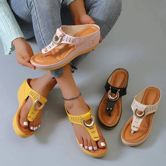 Factory wholesale trendy outdoor anti-slip women heeled platform chunky wedge heel sandals women sandals 2023