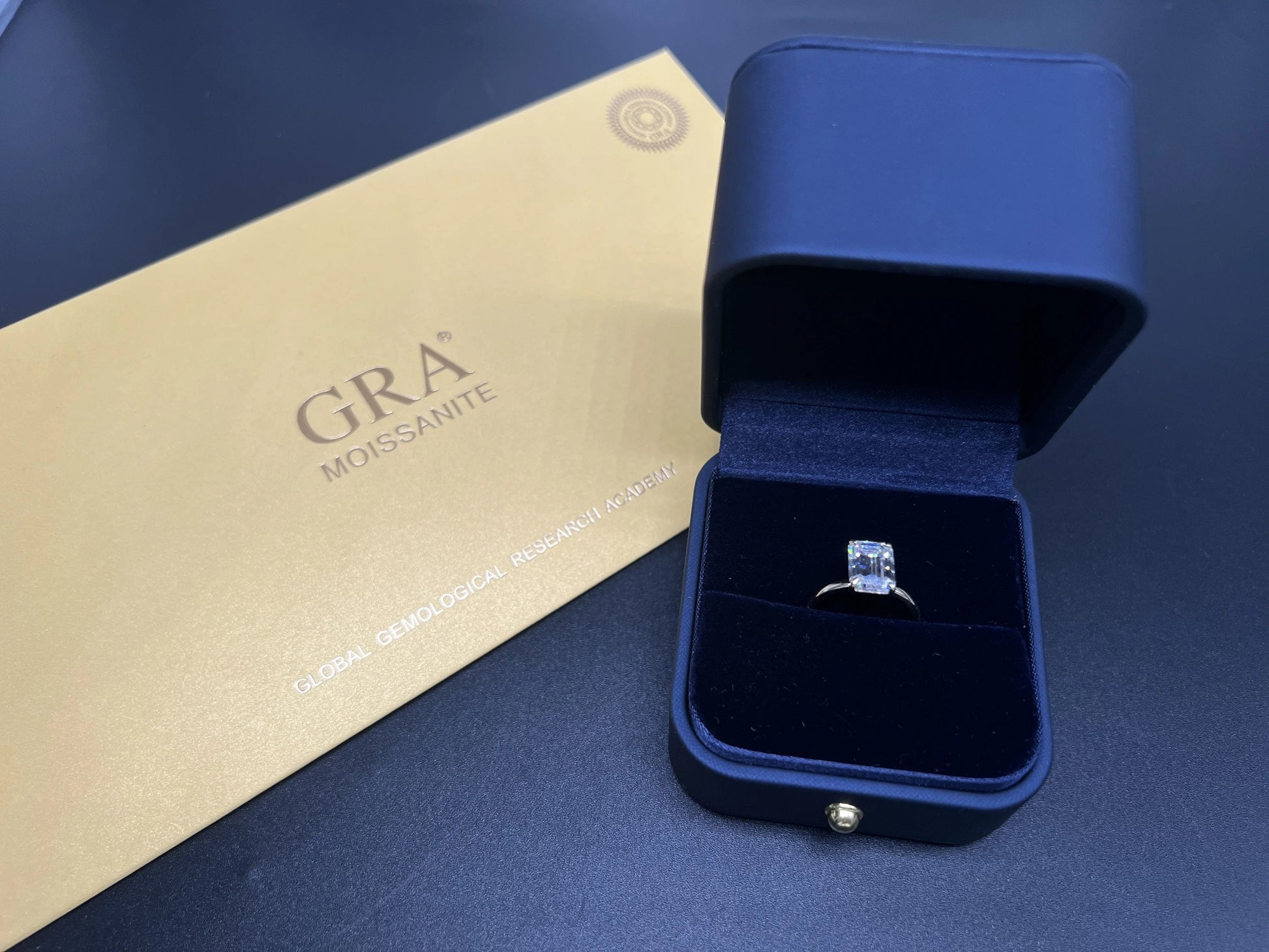 Fancy Jewelry Wedding Engagement 10k Gold Emerald Cut 3 Carat VVS D Moissanite Emerald Cut Moissanite Ring