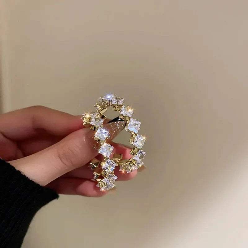 fashion / 1 Luxury 925 Silver Pin Hypoallergenic CC Earrings Exquisite Crystal Rhinestone Hoop Earrings Designer Jewelry Jewelry for Women