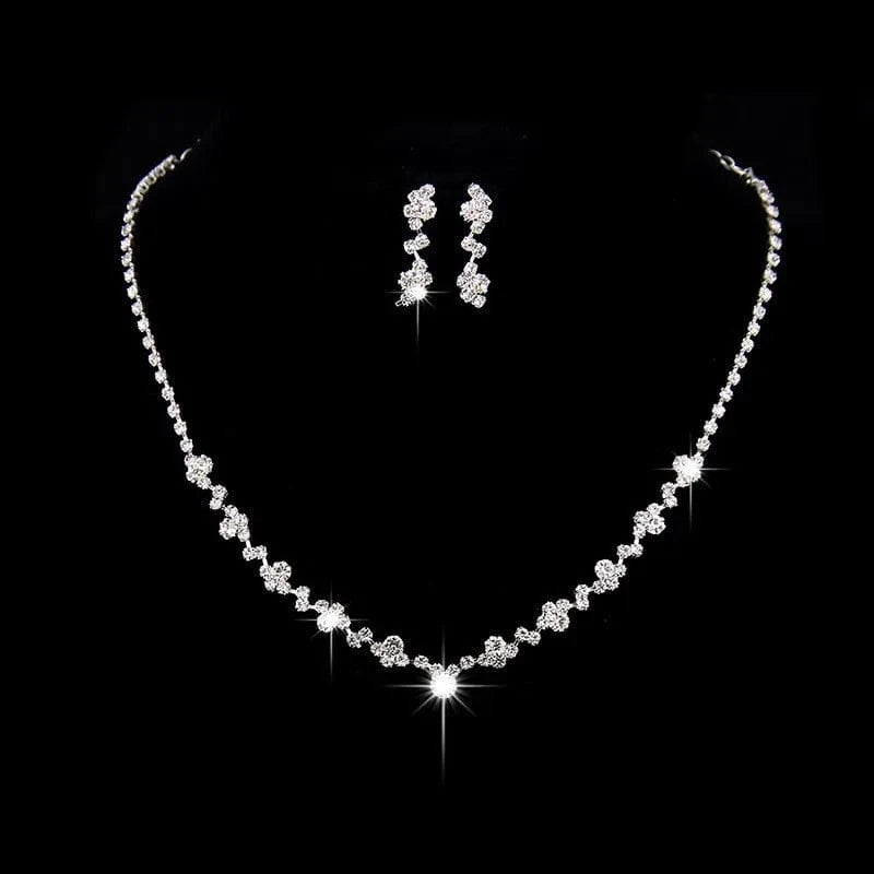 fashion / 4* Shiny Silver Crystal Necklace Boutique Earrings Set Fashion Water Drop Pendant Wedding Bridal Jewelry Sets For Women MOQ 1 PC
