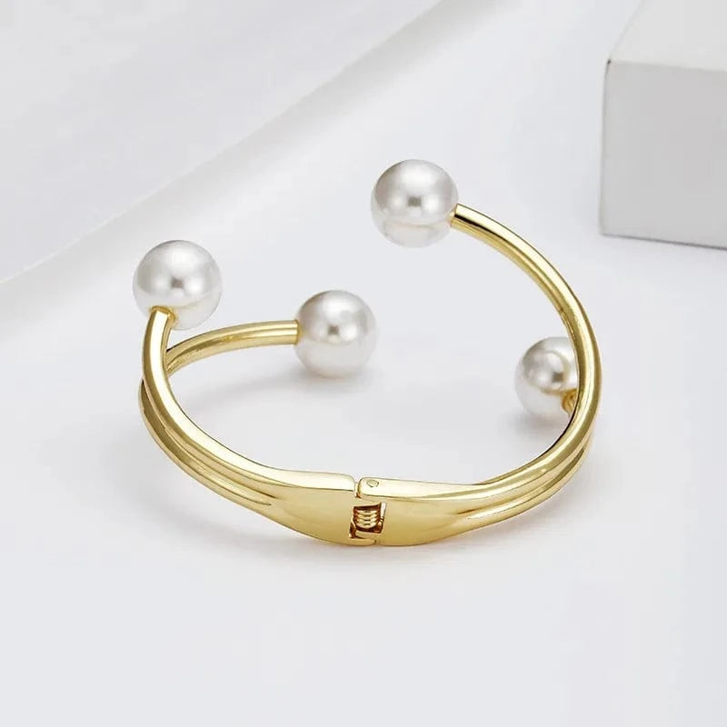 Fashion Design Pearl Bracelet Small Fragrant Wind Irregular Shaped Bracelet  Personalized Gold Plated Bracelet