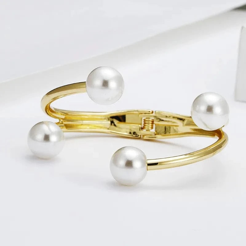 Fashion Design Pearl Bracelet Small Fragrant Wind Irregular Shaped Bracelet  Personalized Gold Plated Bracelet