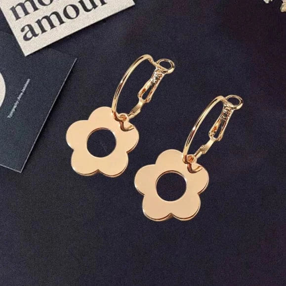 Fashion Earing 2024 Sweet Dangle Flower Earrings For Women Elegant Lady Vintage Drop Earring Jewelry