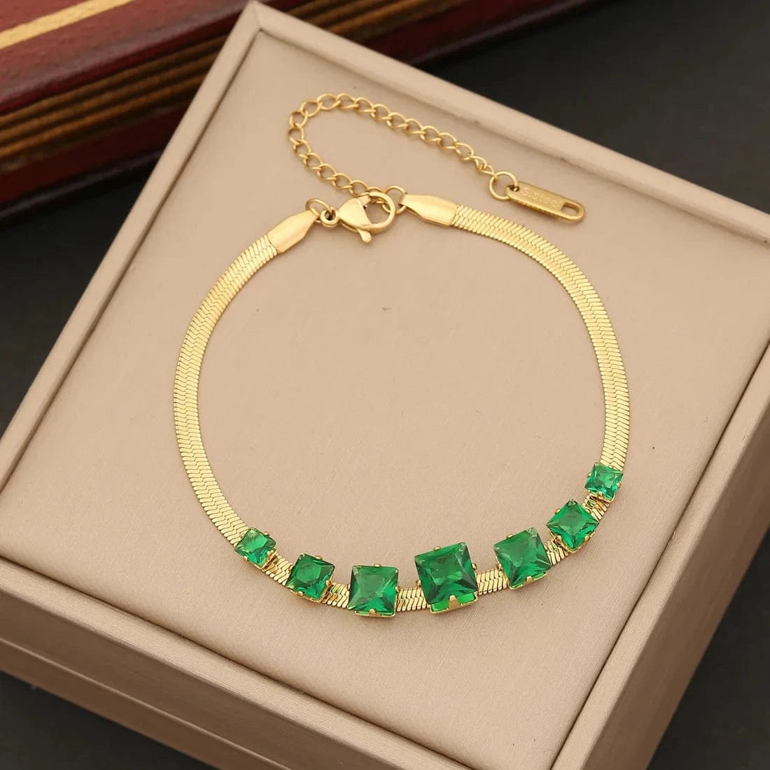 fashion / F Bracelet Wholesale Women Emerald Zircon Heart Four Leaf Clover Necklace Bracelet Earrings New 18k Gold Plated Stainless Steel Jewelry Set