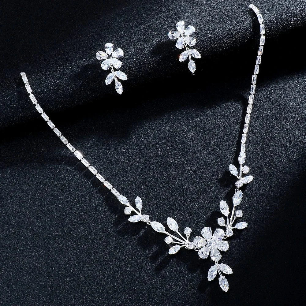 Fashion / silver Fashion Floral Rhinestone Luxury Jewelry Sets For Women Bridal Wedding Necklace and Earrings Set Silver Accessories Wholesale