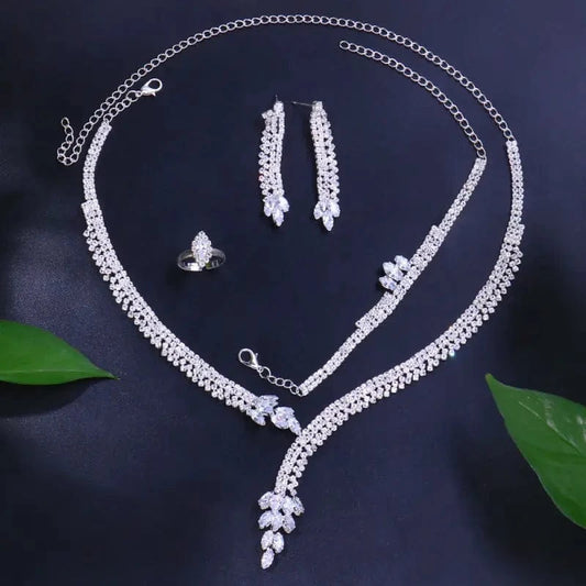 Fashion / silver Luxury Zircon Water Drop Necklace Set Geometry Crystal Necklace Women Dress Accessories Fashion Jewelry