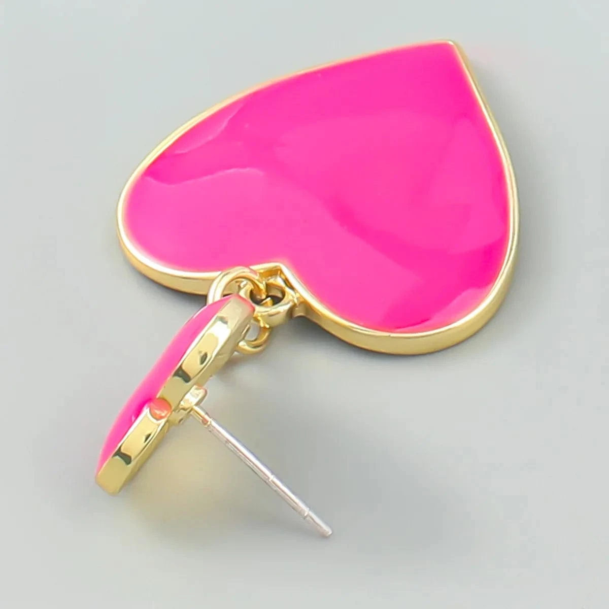 fashion Simple personality  earrings love shape heart shaped hoop earring oil dropping earrings women luxury