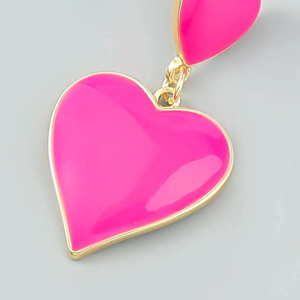 fashion Simple personality  earrings love shape heart shaped hoop earring oil dropping earrings women luxury