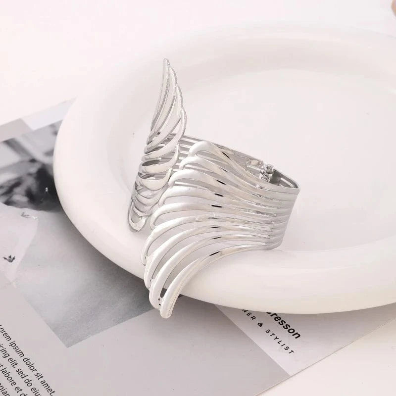 Fashionable Full And Popular Angel Wing Bracelet Wide Upper Arm Bracelet Personalized Smooth Face Open Bracelet