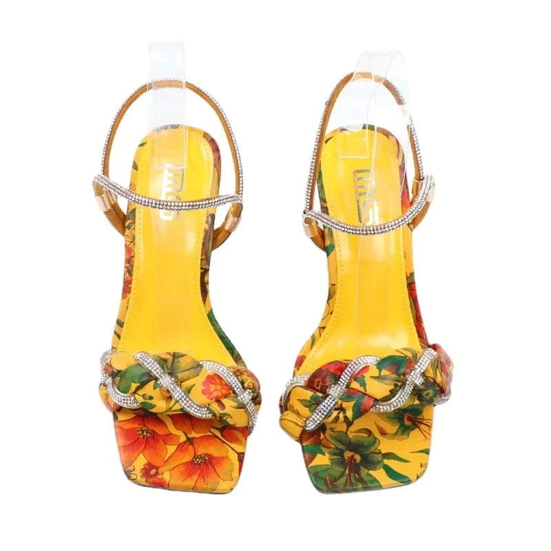 Fashionable sandals for women and ladies flat sandals waterproof heeled sandals new designer