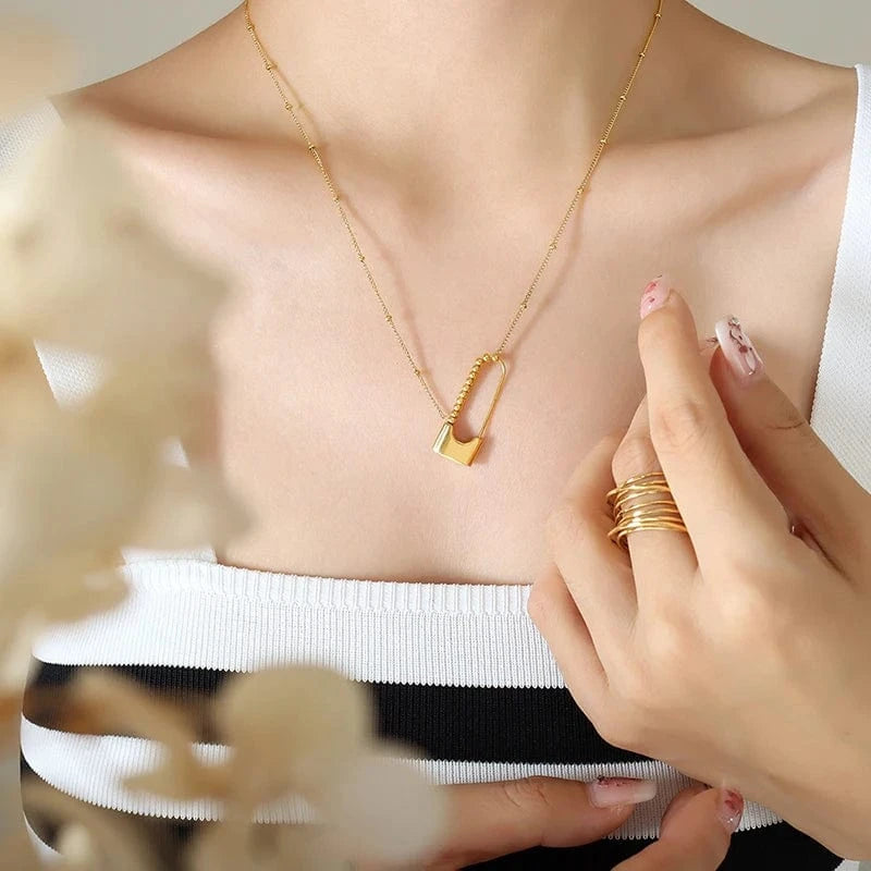 Fine jewelry Folding paper clip stainless steel necklace safety lock pendant necklace