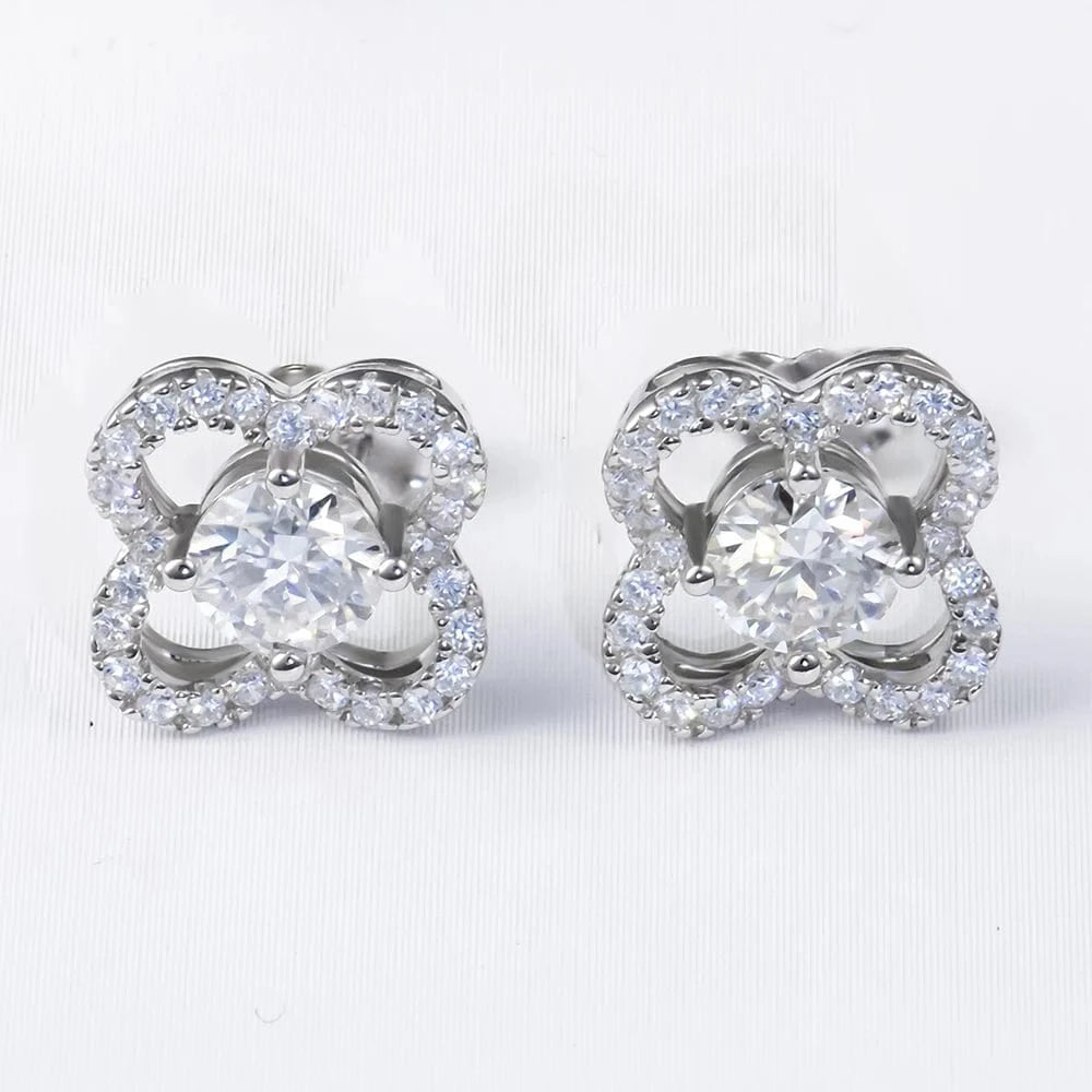 four-leaf stud Moissanite Earring 925 Sterling Silver White VVS  Stud Moissanite Diamond Earring Jewelry