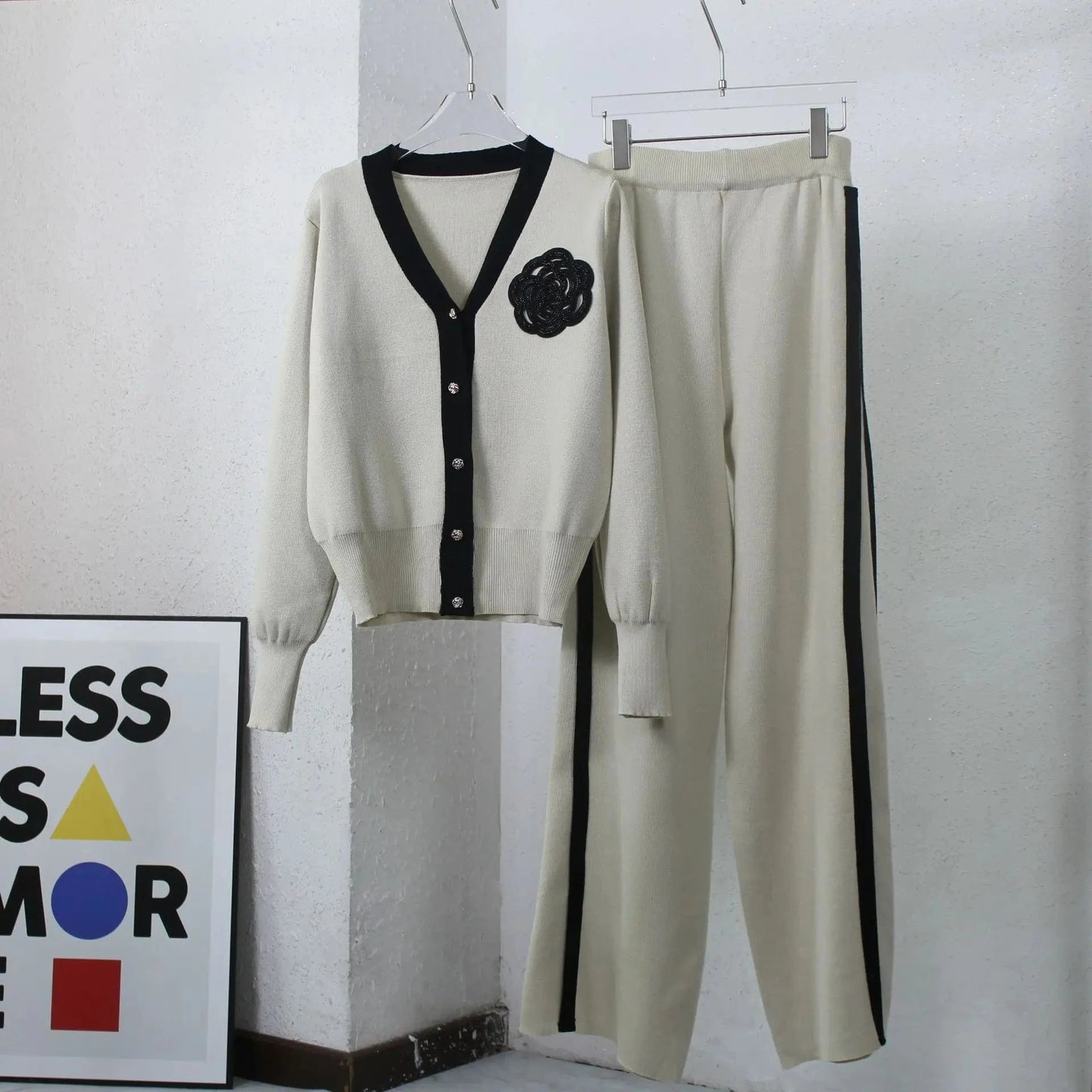 Free / #1 2024 Autumn And Winter New Sweater Set V-neck Long-sleeved Cardigan Top Loose Wide-leg Pants Two-piece Set