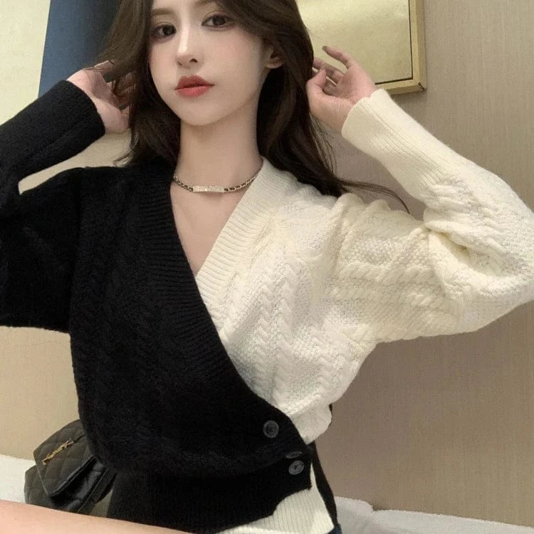 Free / 1 2024 Spring woman v-neck long sleeve  color bumping high quality soft casual style sweater cardigan