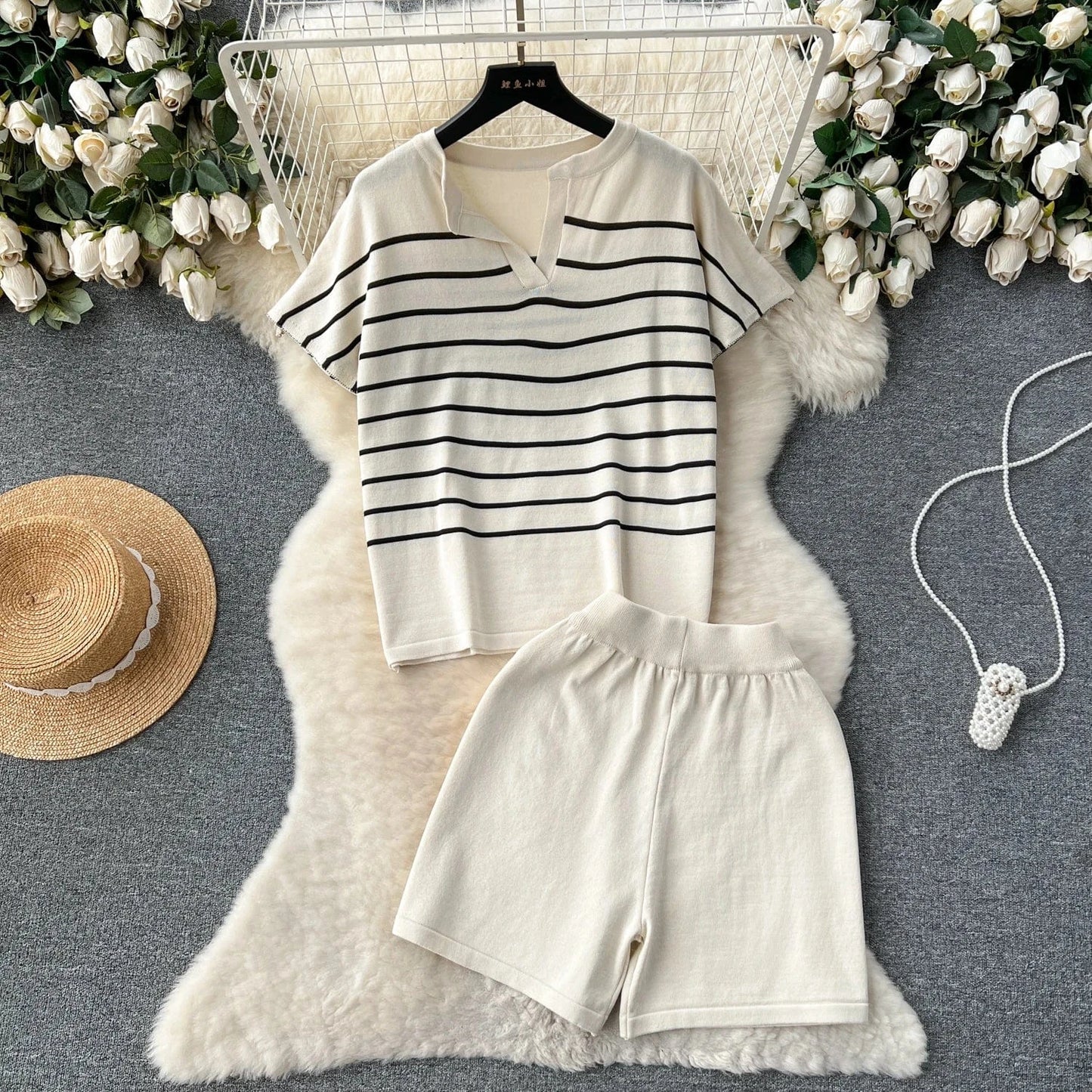 Free / Beige Women's 2024 New Spring summer Casual Set Striped Knitwear Loose and Versatile Wide Leg Shorts Two Piece Set