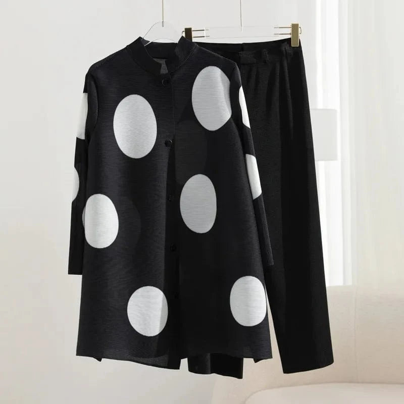 Free / Black 2024 Early Autumn Polka dot top Pleated Women's Suit  Wear Printed Single-breasted Top Straight Wide-leg Pants Two-piece Set