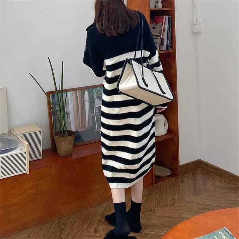 Free / Black 2024 Spring new arrival lady V- neck long sleeve loose fitting sweater dress striped lapel sweater dress