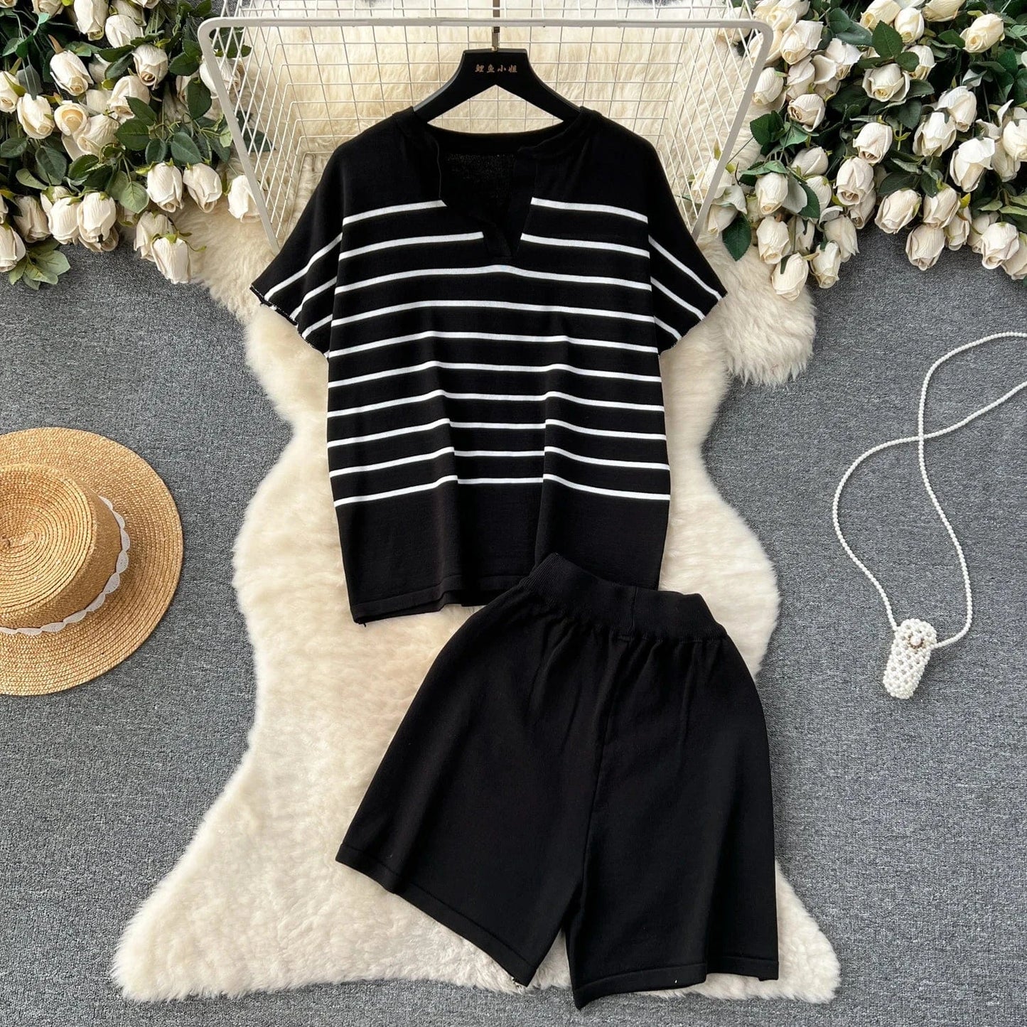 Free / Black Women's 2024 New Spring summer Casual Set Striped Knitwear Loose and Versatile Wide Leg Shorts Two Piece Set