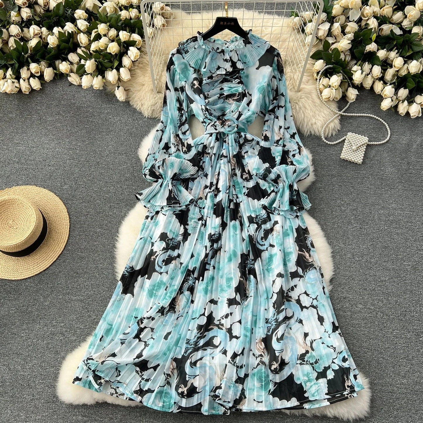 Free / Blue 2024 New Dress Women's Sweet Auricularia Ruffle Collar Slim Fit Mid length Printed Chiffon Pleated Skirt