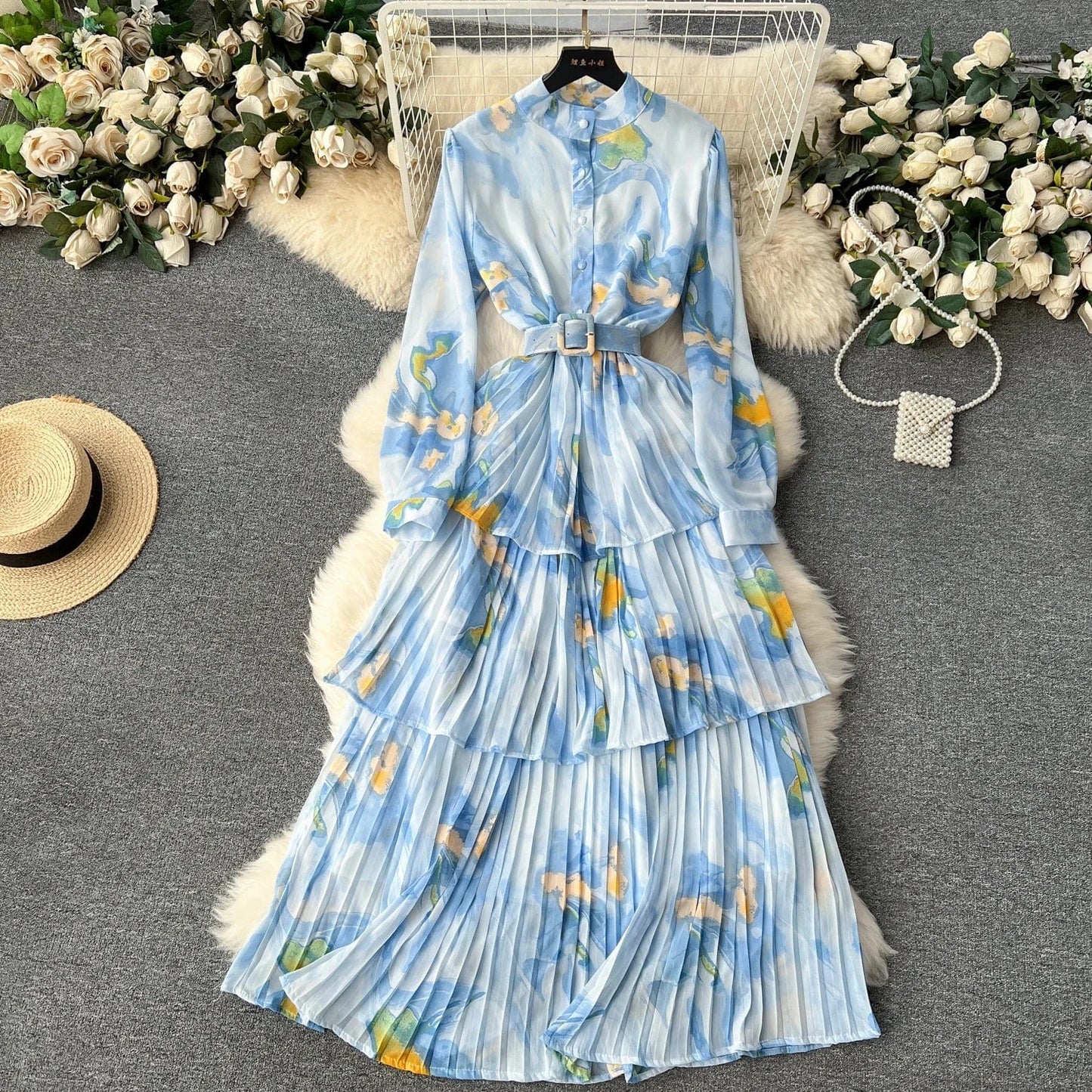 Free / Blue 2024 new French gentle style printed chiffon dress women's pleated ruffled edge cake skirt holiday dress