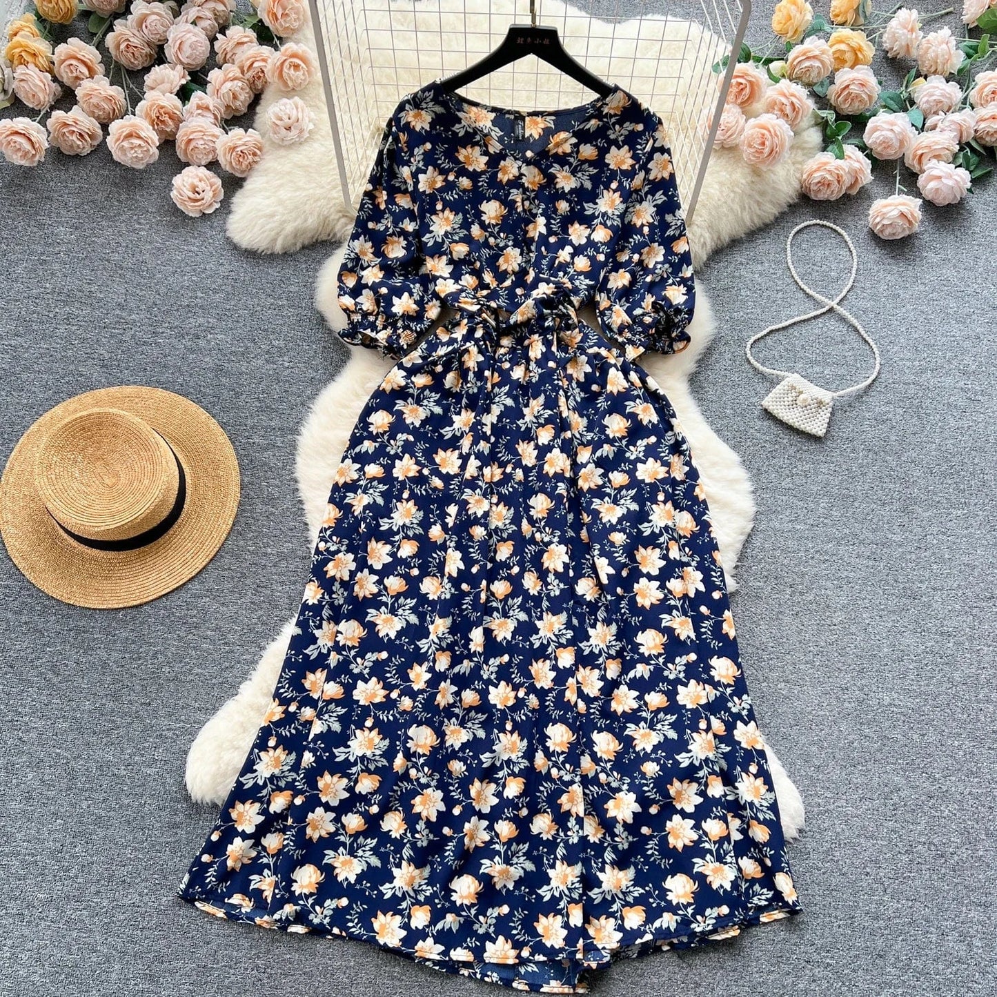 Free / Dark blue Pastoral French Fragmented Flower Bubble Sleeves Dress for Women Slim Waist Beach Vacation Dress