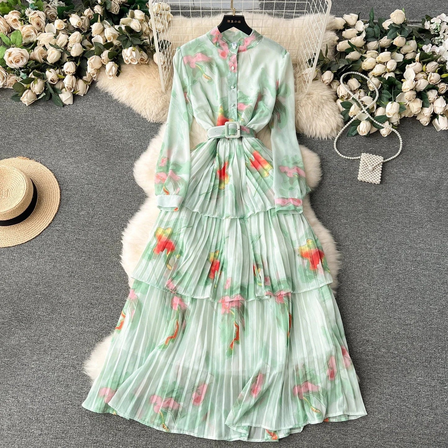 Free / Green 2024 new French gentle style printed chiffon dress women's pleated ruffled edge cake skirt holiday dress