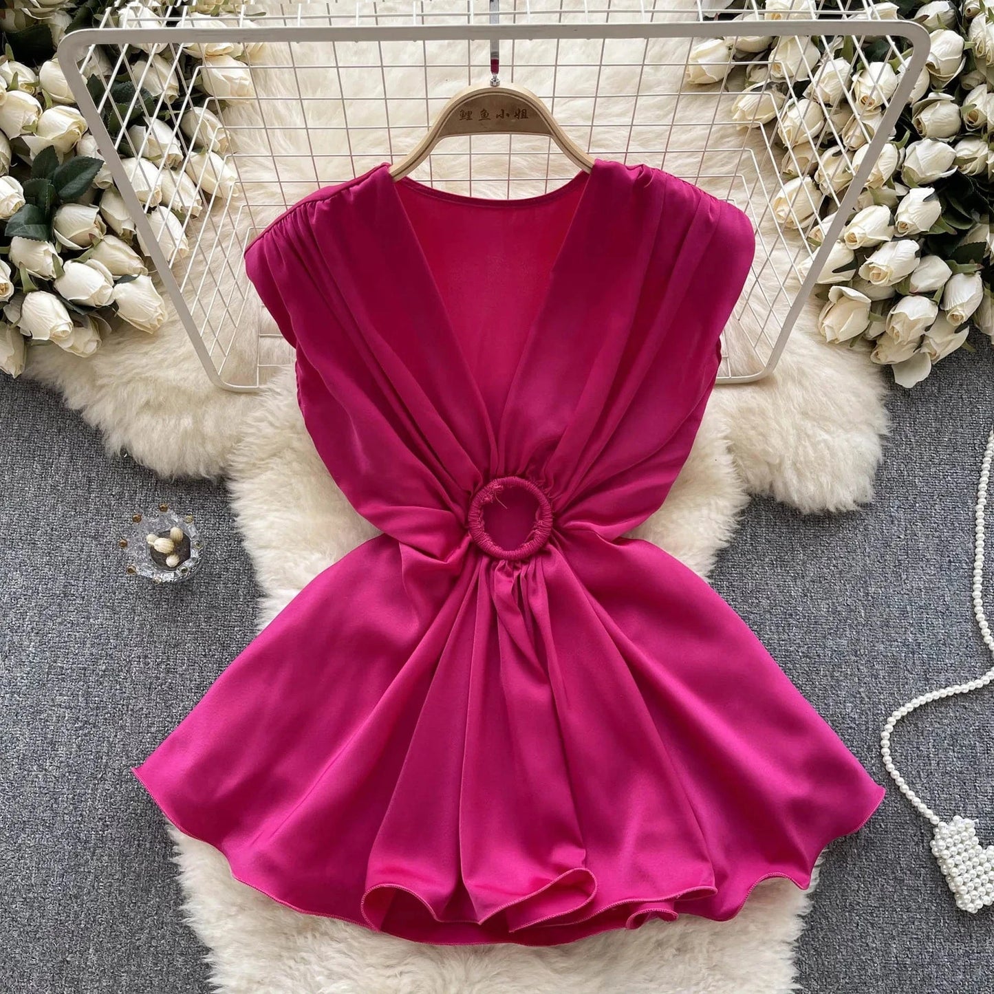 Free / Rose Madder 2024 fashion V-neck pleated waistband hollowed out satin top for women summer slim and stylish fishtail shirt