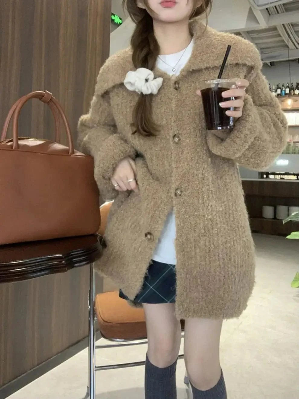Free / White 2024 Fashionable woman new arrival crew neck big lapel long sleeve oversize cardigan sweater coat