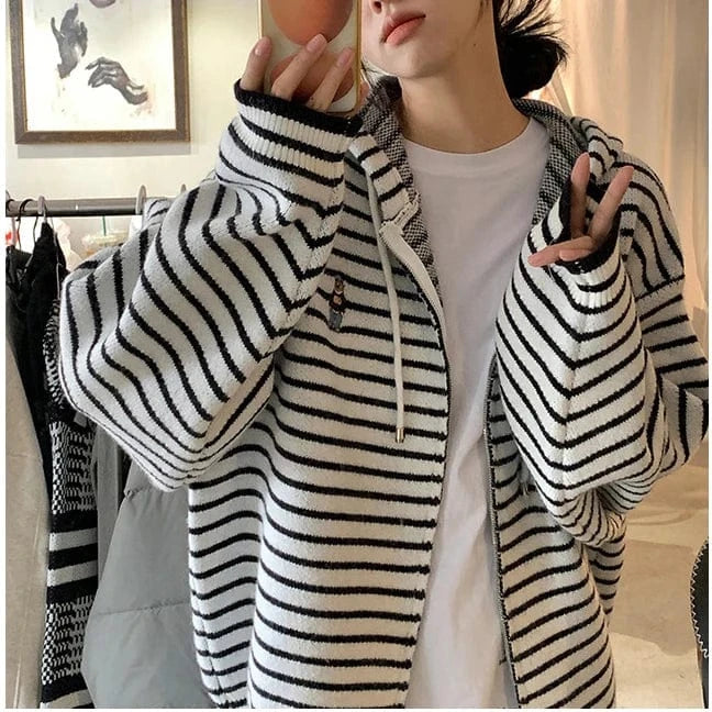 Free / White 2024 Spring  ladies long sleeve elegant cardigan classic zipper sweater hoodie cardigan sweater coat