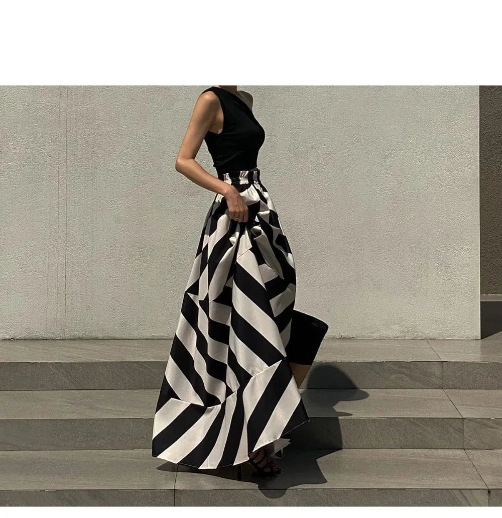 Free / White Vintage Maxi Skirt Midi  Long  for Women Korean Style Falda Larga Irregular Striped  Goth Mujer Moda 2024 New