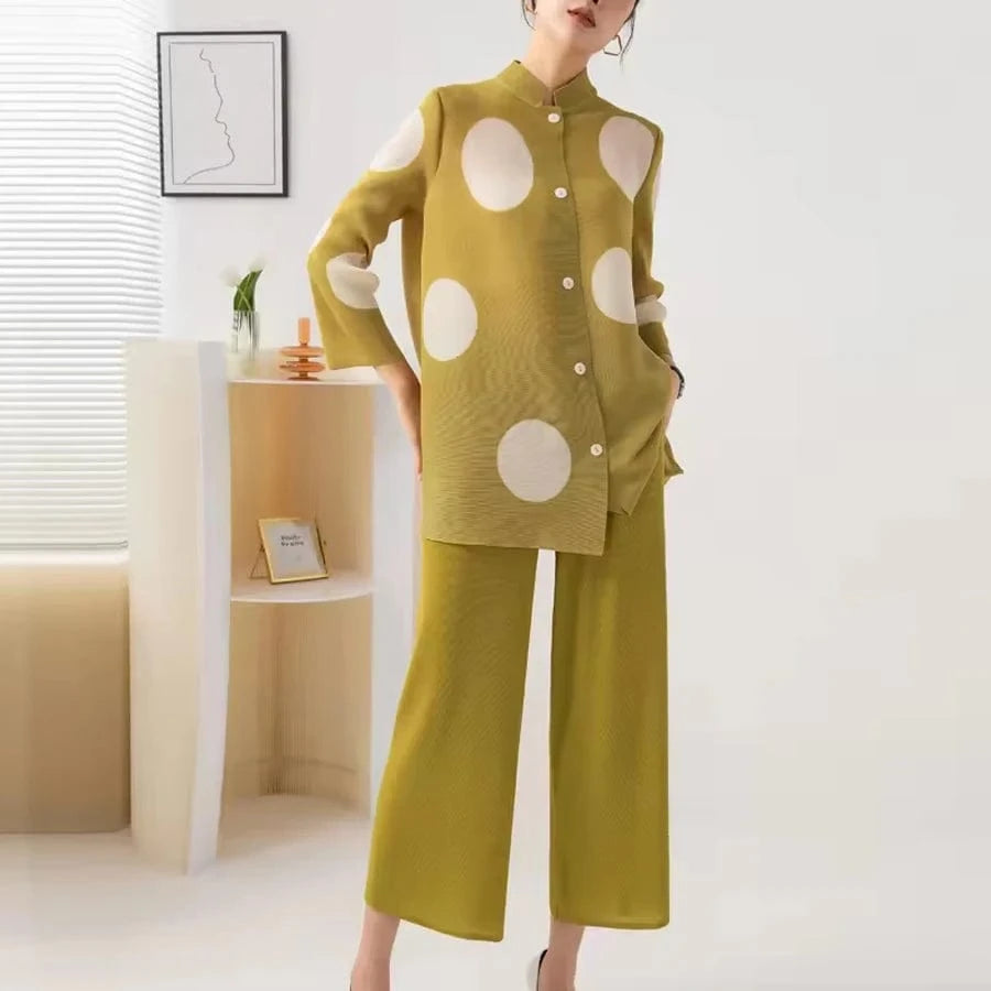 Free / Yellow 2024 Early Autumn Polka dot top Pleated Women's Suit  Wear Printed Single-breasted Top Straight Wide-leg Pants Two-piece Set