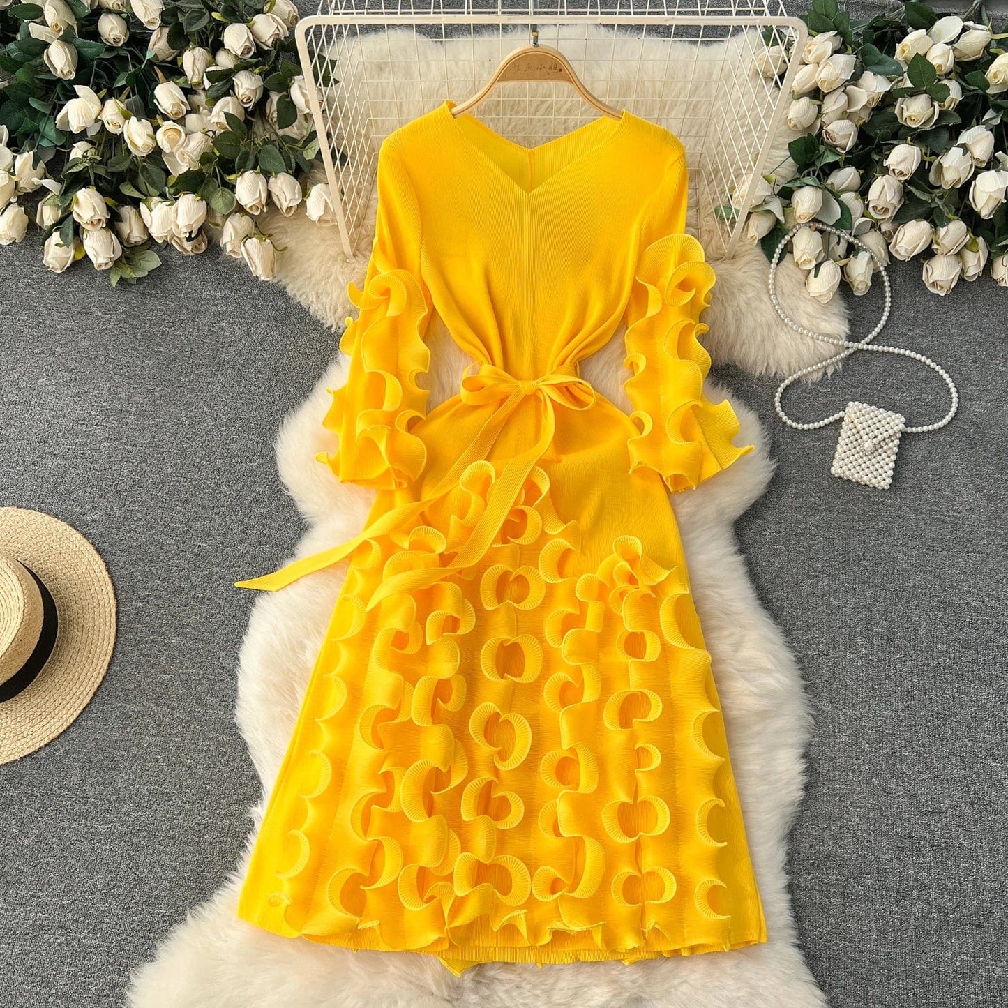 Free / Yellow 2024 Spring New Miyake Pleats Unique Design Pleated Dress With Ruffle Hem Loose And Slimming Dress