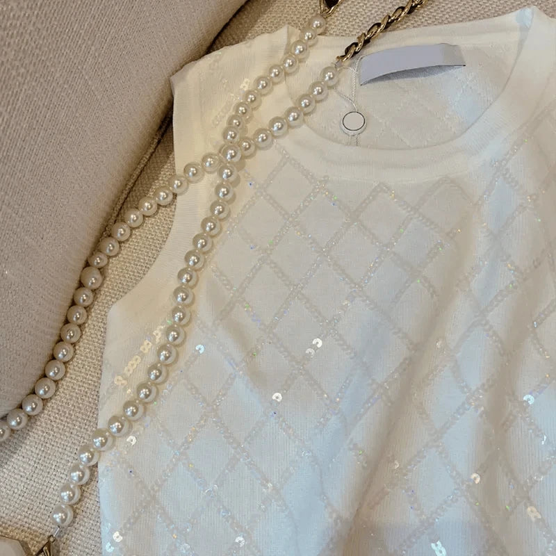 French round neck sequined halter top vest women's summer new fashion temperament white short joker casual sleeveless top.