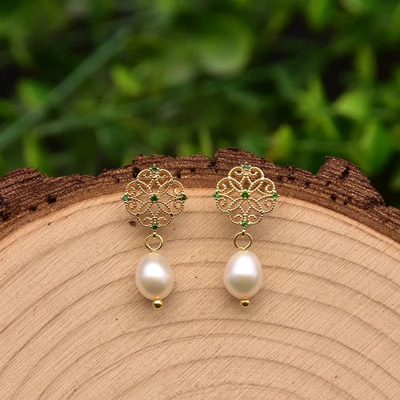 GE1046H Natural freshwater pearl drop earrings 925 sterling silver ear pin emerald earrings for women vintage classy luxury fine jewelry