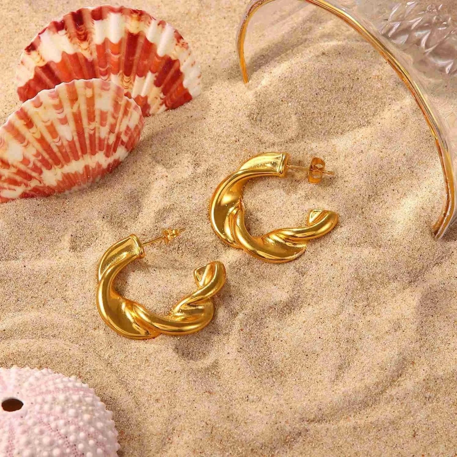 Geometric / E2248 E2248 INS Fashion 18K Gold Plated Twist CC Hoop Earring Wedding Geometric Stainless Steel C Shape Twisted Hoop Earrings