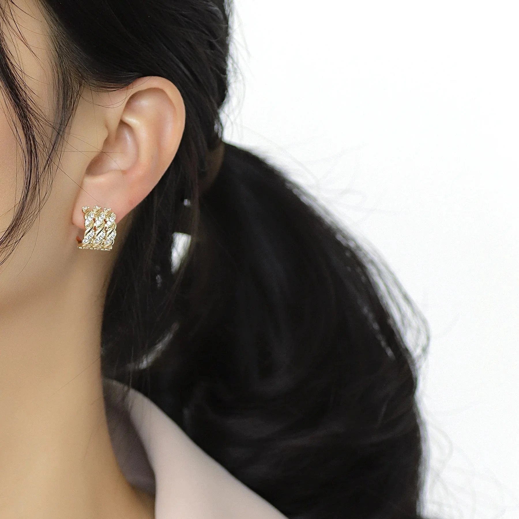 Gold-CYE0095 2024 New Fashion Braided Twist C Shape Brass Real Gold Plated Micro-set Zirconium Stud Earrings Jewelry