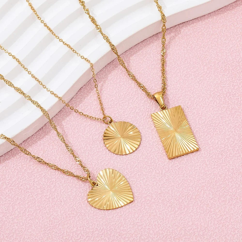 Gold Joolim Hot Sale 18K PVD Gold Plated Waterproof Tarnish Free Burst Heart Pendant Stainless Steel Necklace Design Jewelry