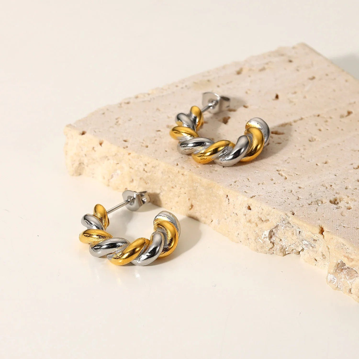 Gold New Luxury Trendy Jewelry 14K Gold Plated Stainless Steel Elongated Heart Love Pendant Hoop Earrings For Women