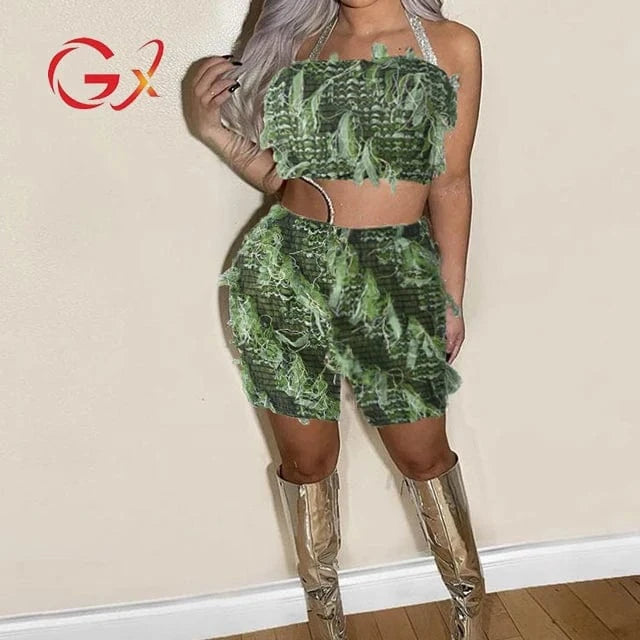 GX31647 Fashion 2024 Summer Street Wear Female Outfits Sleeveless Cropped Tube Top and Fuzzy Shorts Women 2 Piece Set