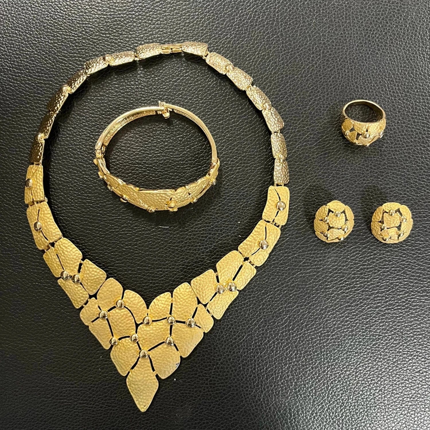 HA2337714 Dubai High Quality Alloy Jewelry Sets Women Wedding Party Accessories For Women 18 K Gold Jewelry African Necklace Set