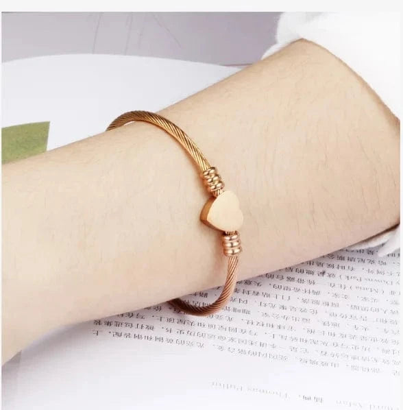 Hainon women bangle Stainless Steel jewelry Bracelet Personality lettering Men bracelet wholesale Personalized custom text