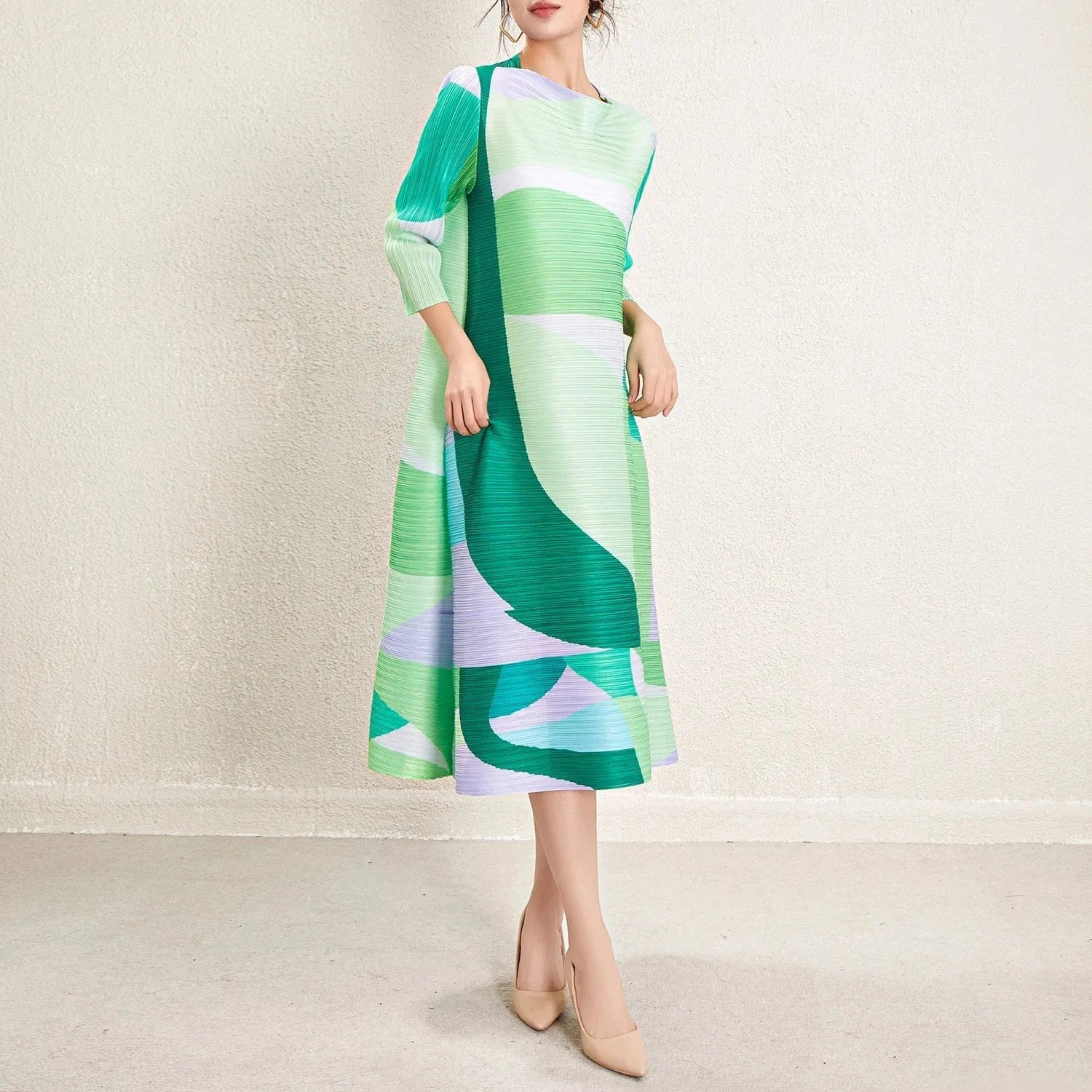 High Quality 2024 New Miyake Pleated Women's Casual Style Belted Long Sleeved Printed Dress Elegant Pleated Dress