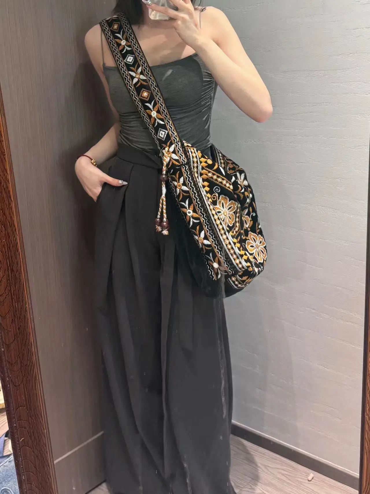 High Quality Original Design Velvet Embroidery Fringe Cloth Bag Shoulder Large Capacity Cross Body Tote Bags for Women - SN Wigs & More