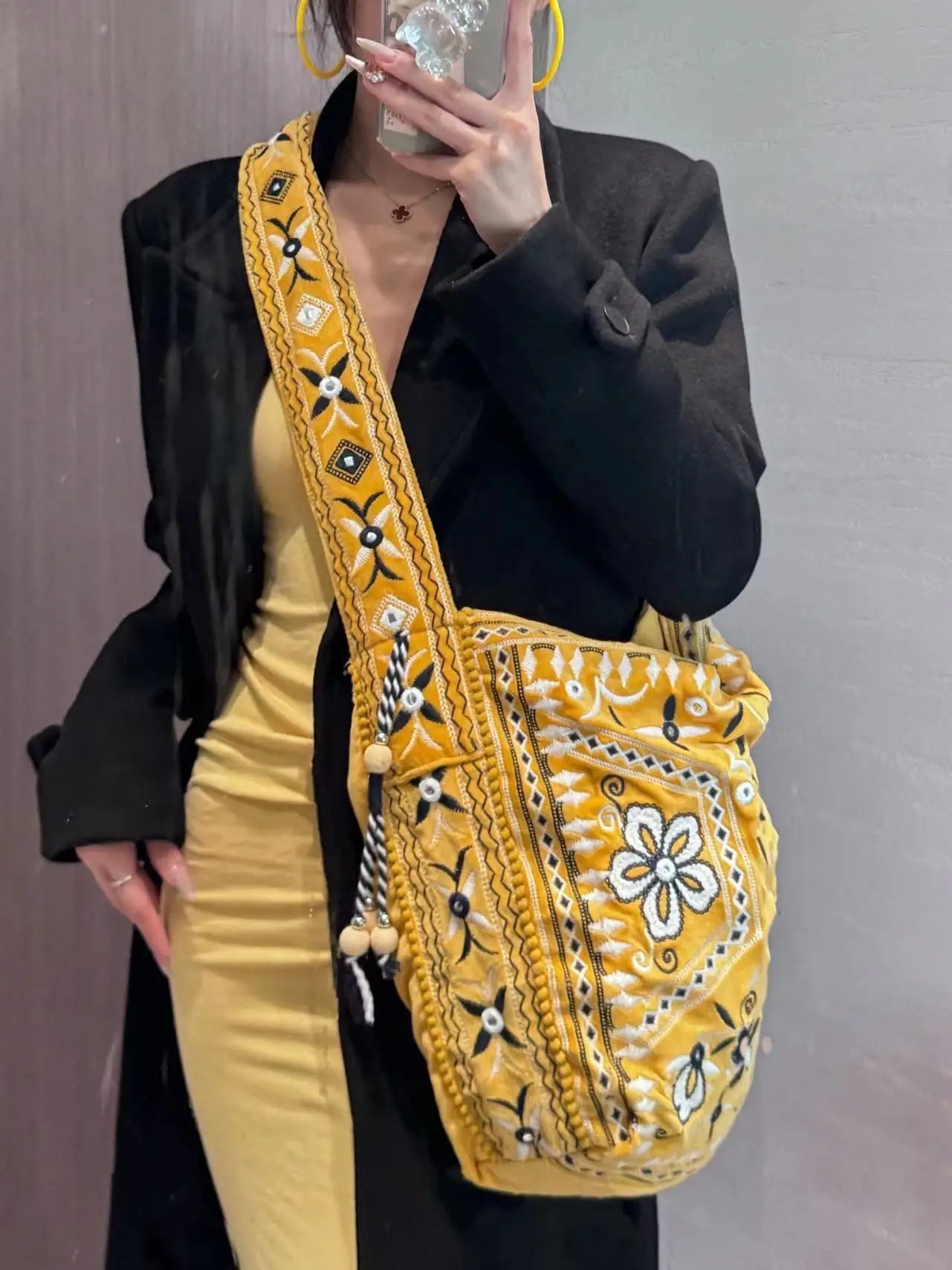 High Quality Original Design Velvet Embroidery Fringe Cloth Bag Shoulder Large Capacity Cross Body Tote Bags for Women - SN Wigs & More