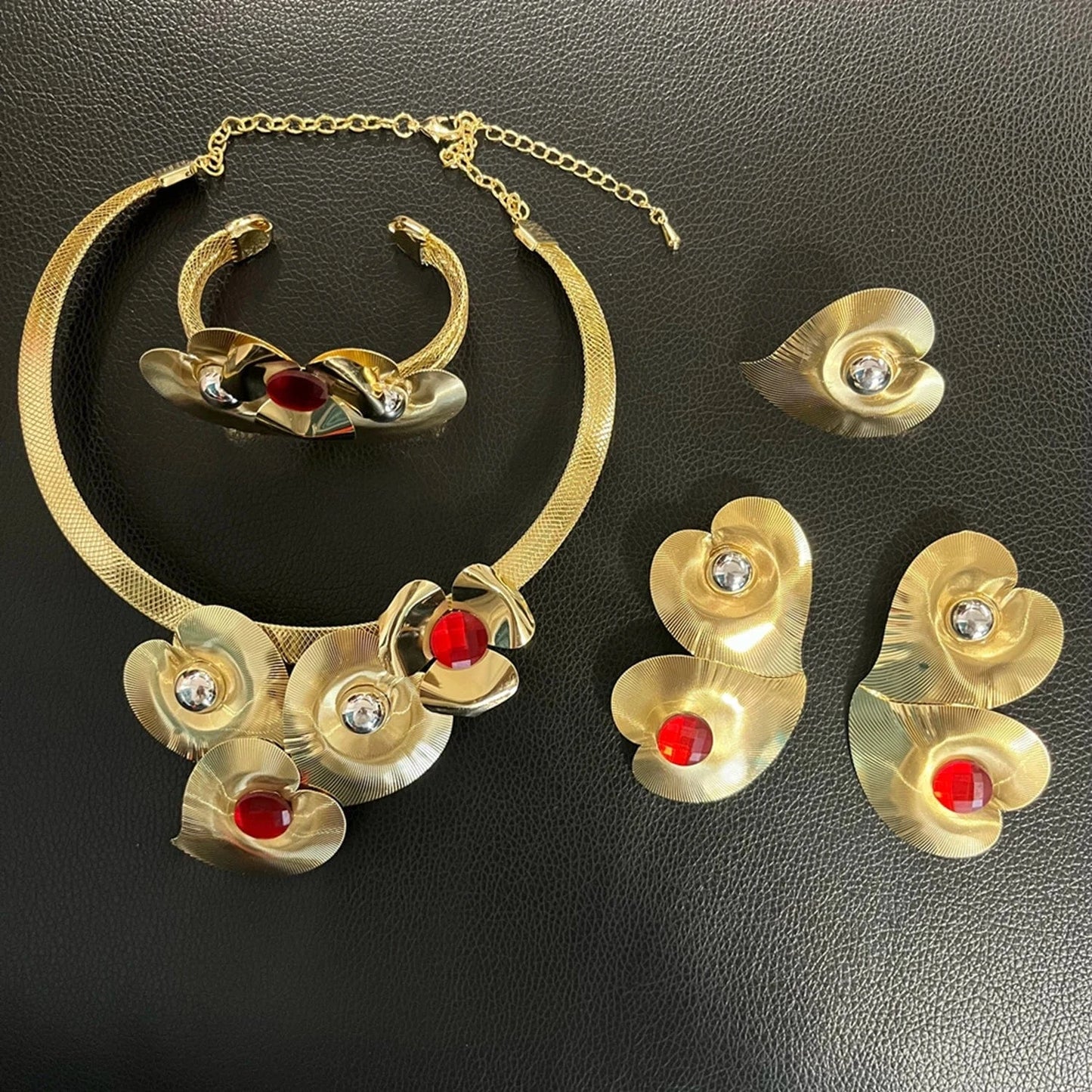 HN000630 Factory Direct Supply Jewelry Set Fashion Dubai Jewelry For Women 24 K Gold Plated Flower Design Jewels Earrings Bangle Necklace