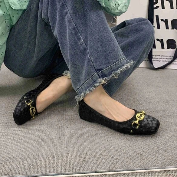 Hot sale 2024 autumn new shallow mouth flat heel casual square head simple solid color women's shoes