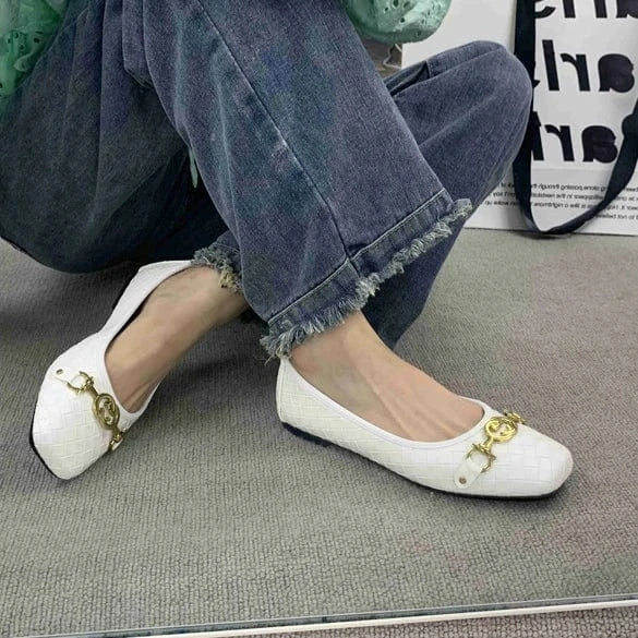 Hot sale 2024 autumn new shallow mouth flat heel casual square head simple solid color women's shoes