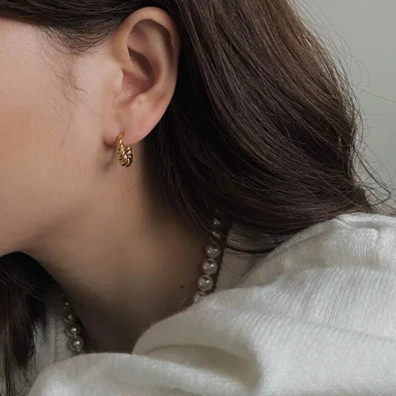 Hot Sale 925 Sterling Silver Twist Croissant 18K Gold Plated Hoop Earrings For Women 2024